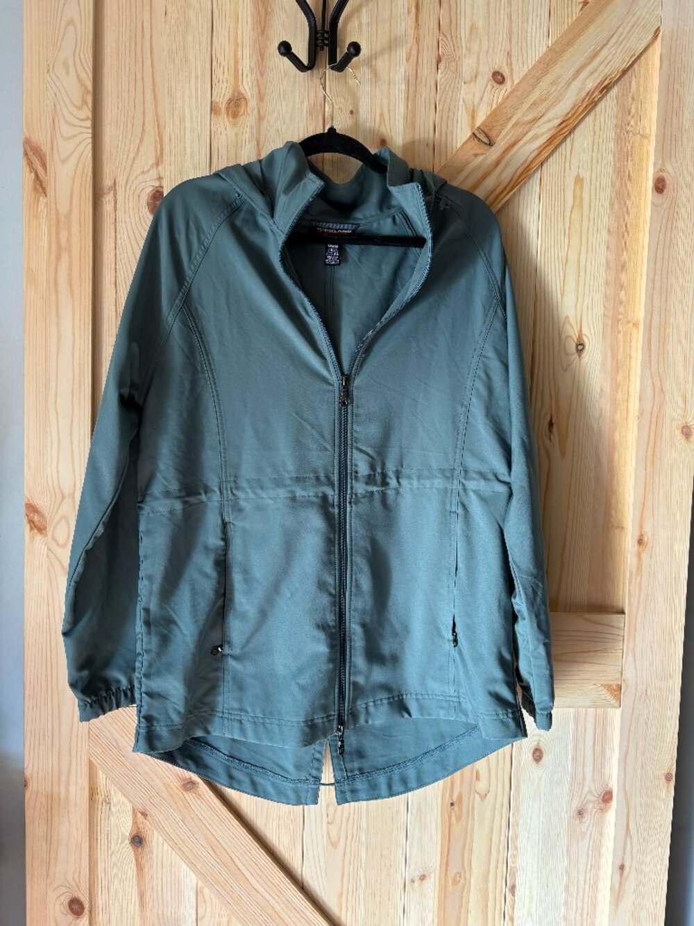 Kirkland Signature Hooded Jacket Green Lightweight Zip Up Anorak Size M